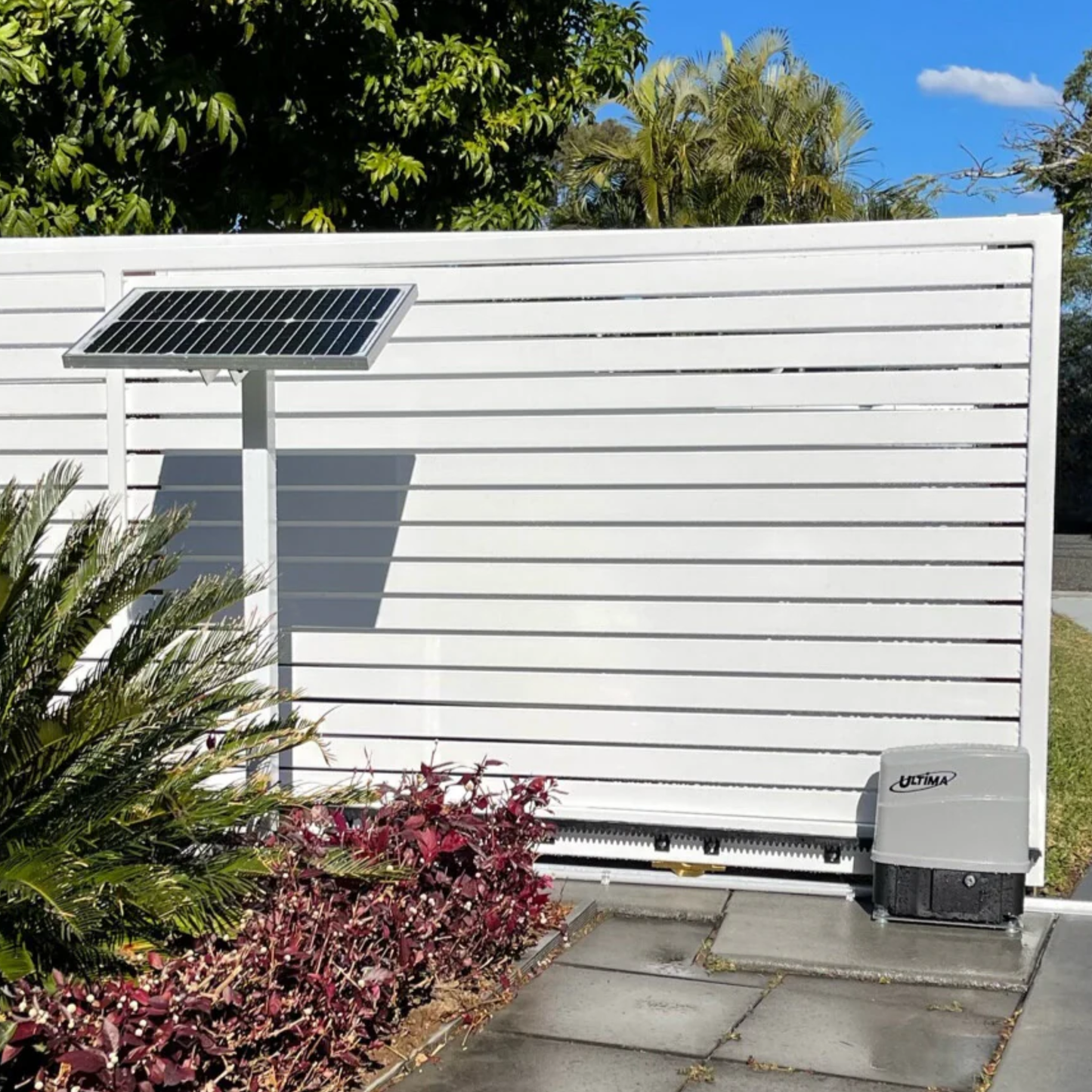 DACE Ultima Slide Gate Operator Solar Kit | Installed on real gate